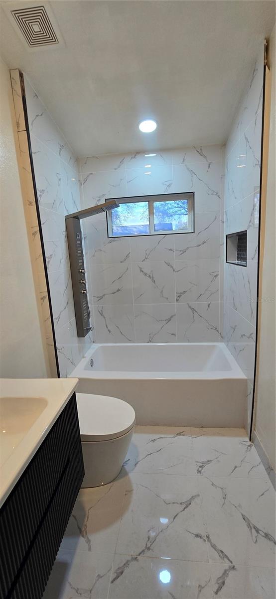 1810 GREYSTONE HEIGHTS DR — photo 22