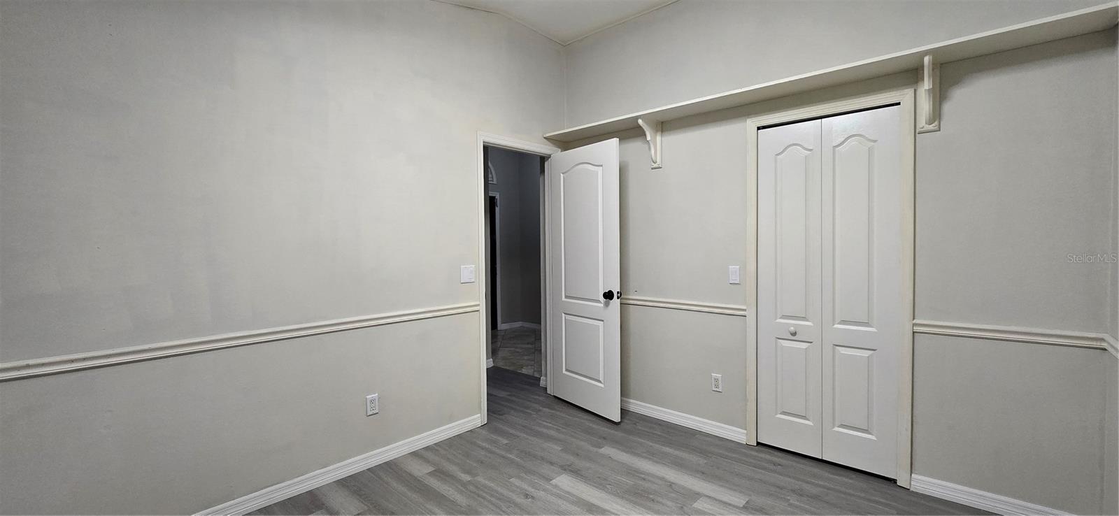 1810 GREYSTONE HEIGHTS DR — photo 21