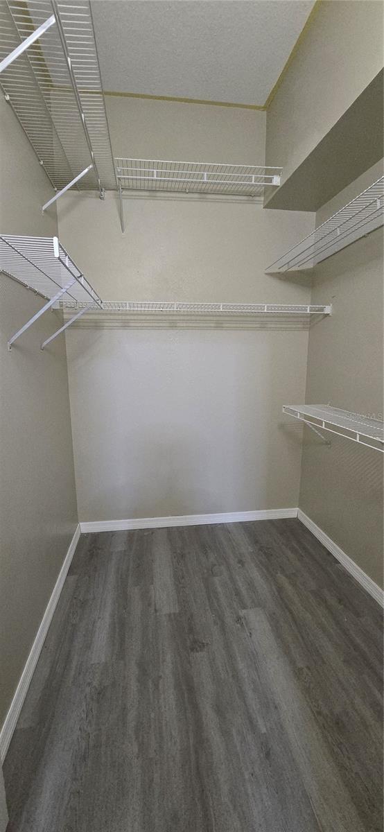 1810 GREYSTONE HEIGHTS DR — photo 15