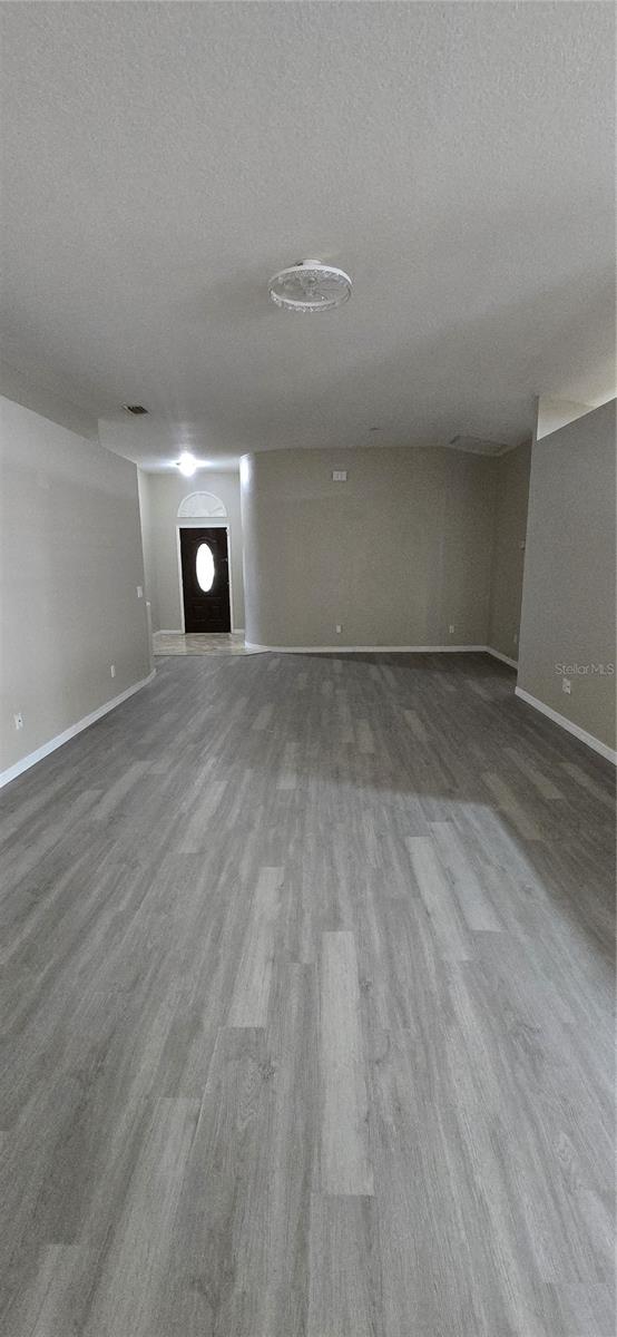 1810 GREYSTONE HEIGHTS DR — photo 7
