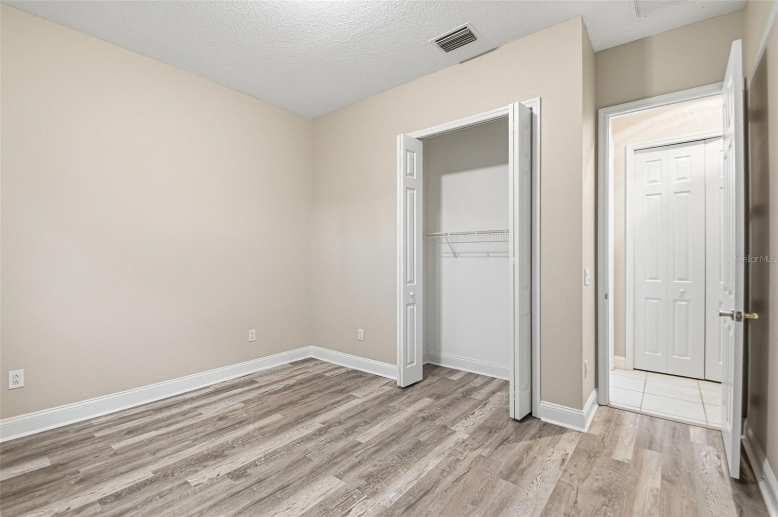 9009 RIVERVIEW DR — photo 29