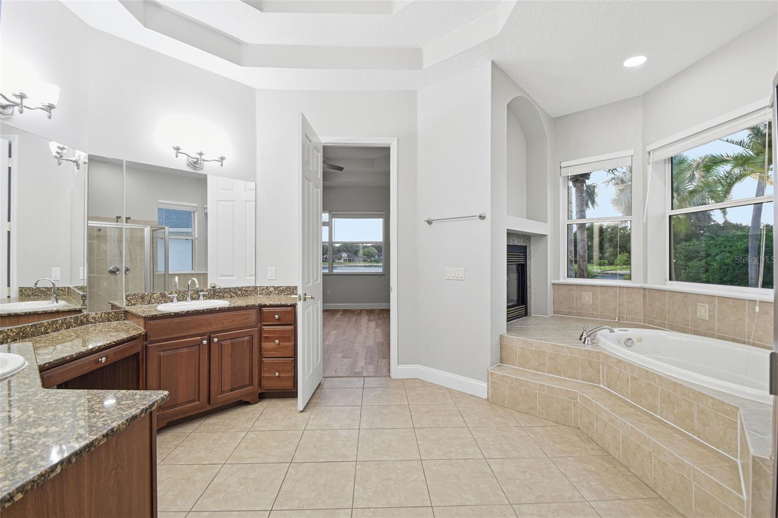 9009 RIVERVIEW DR — photo 52