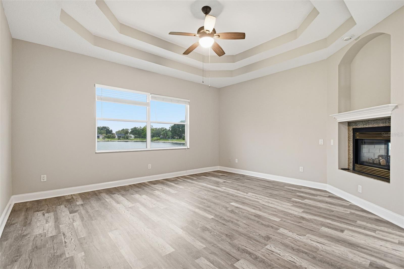 9009 RIVERVIEW DR — photo 36