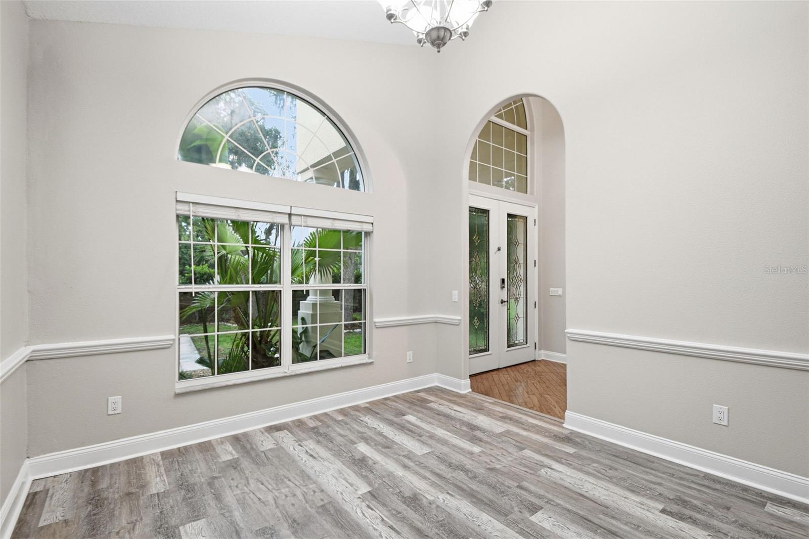 9009 RIVERVIEW DR — photo 26