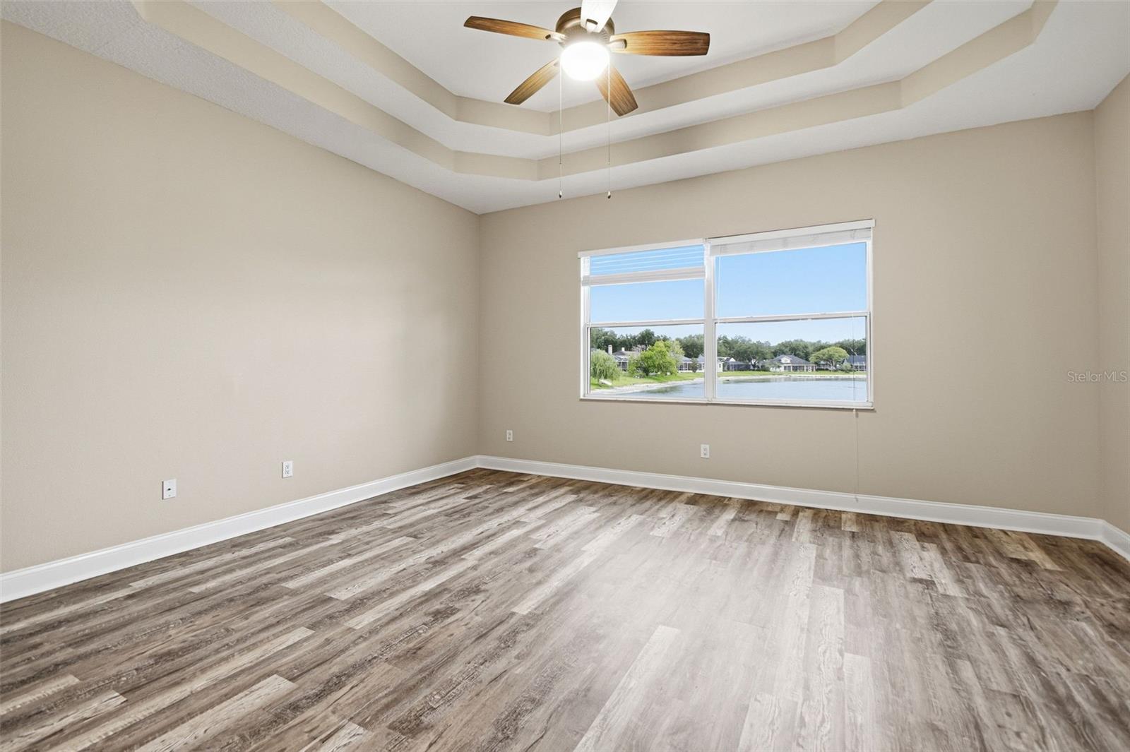 9009 RIVERVIEW DR — photo 37