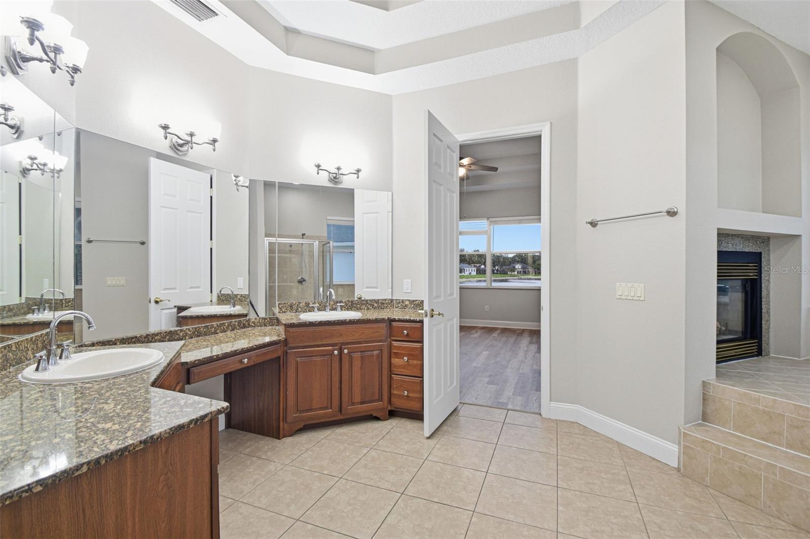 9009 RIVERVIEW DR — photo 53