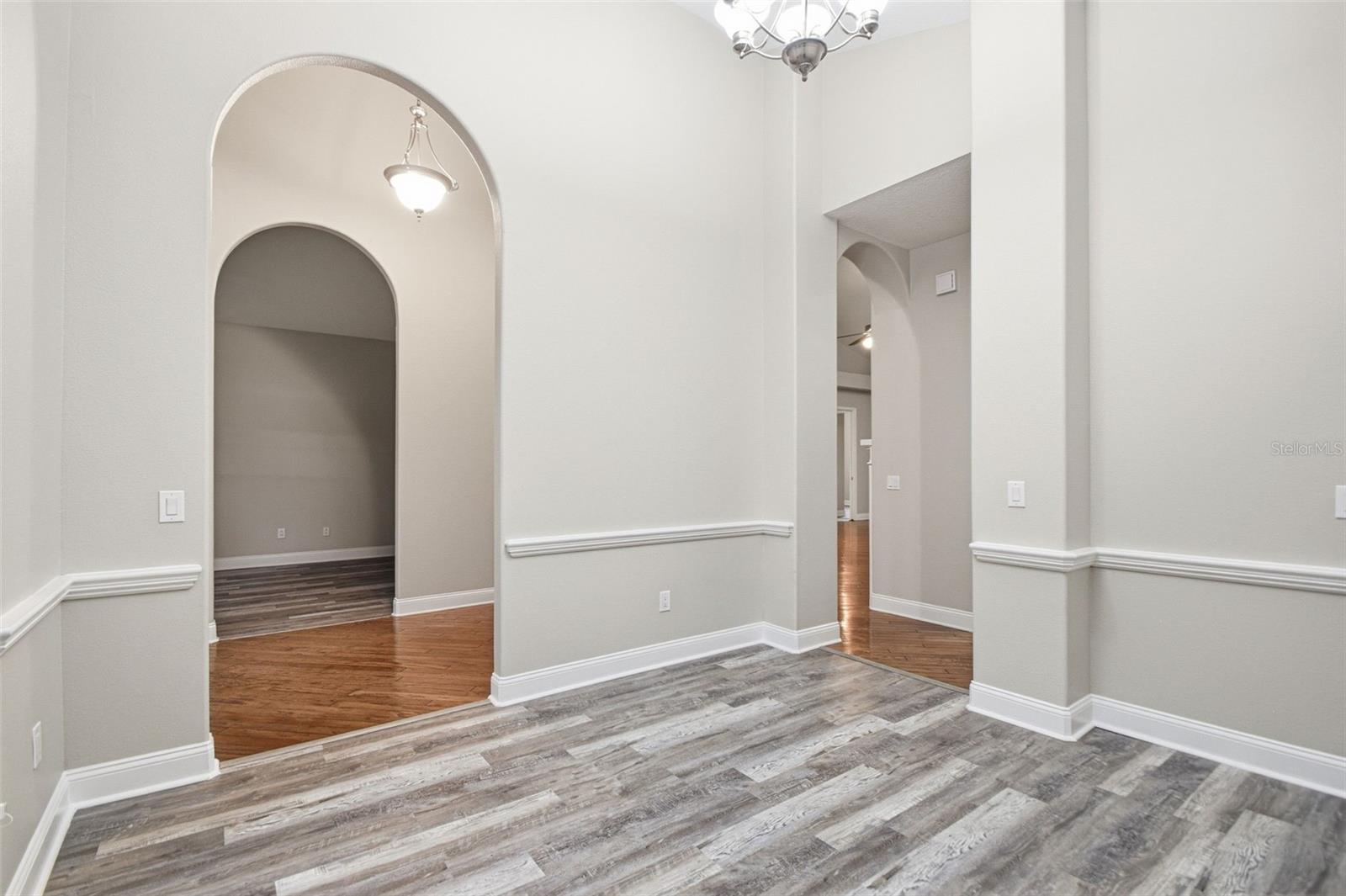 9009 RIVERVIEW DR — photo 24