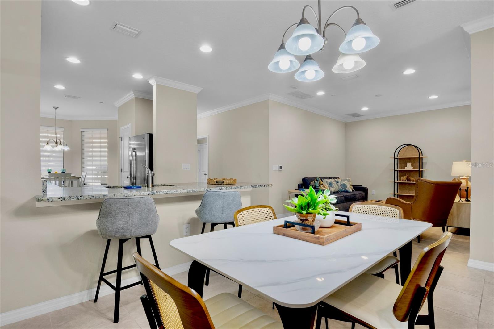 5425 CICERONE ST #103 — photo 8