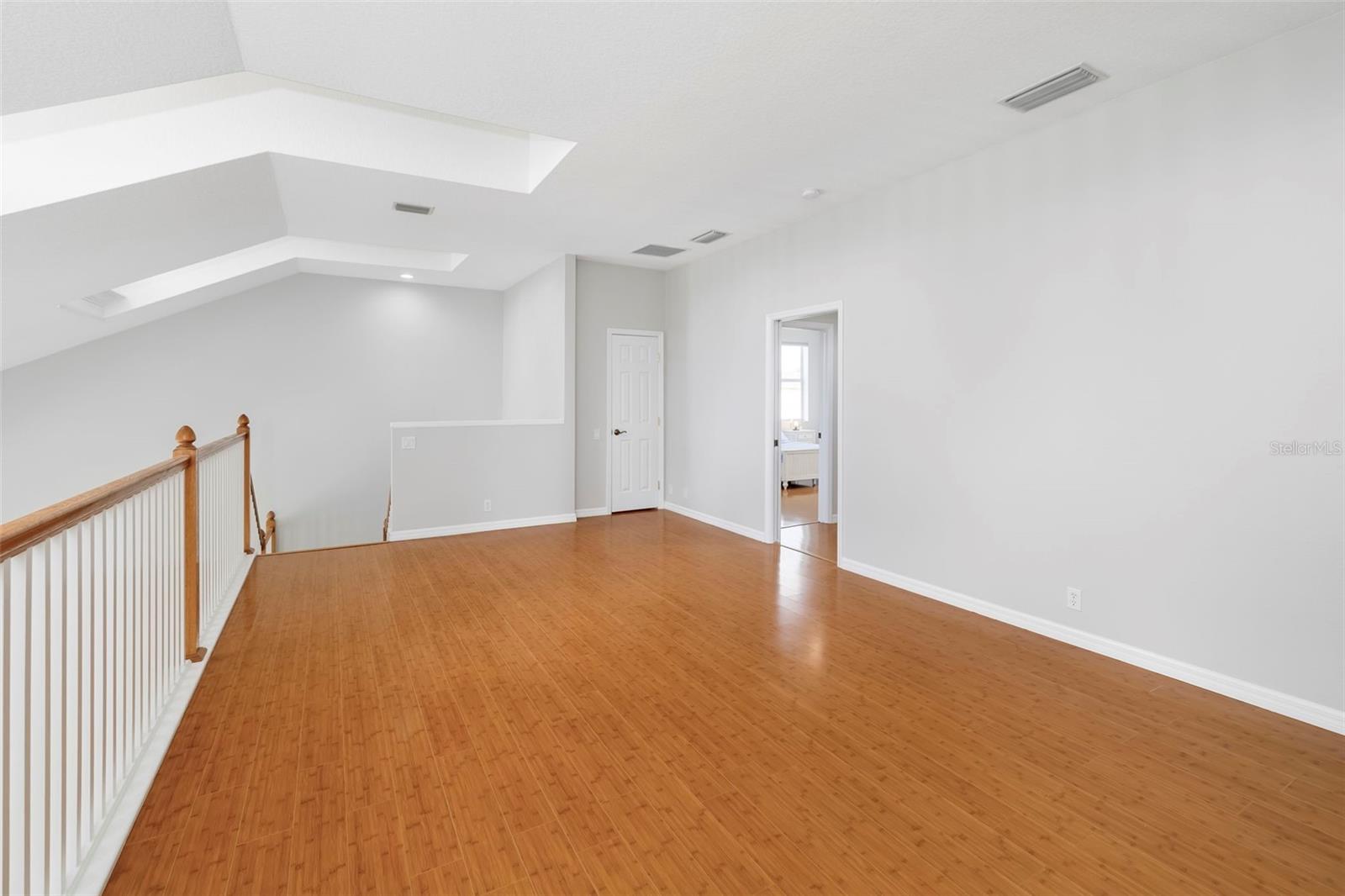 1111 BRAMBLING CT — photo 38