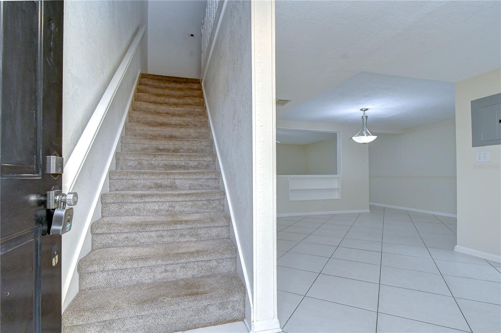 230 CYPRESS PL — photo 5