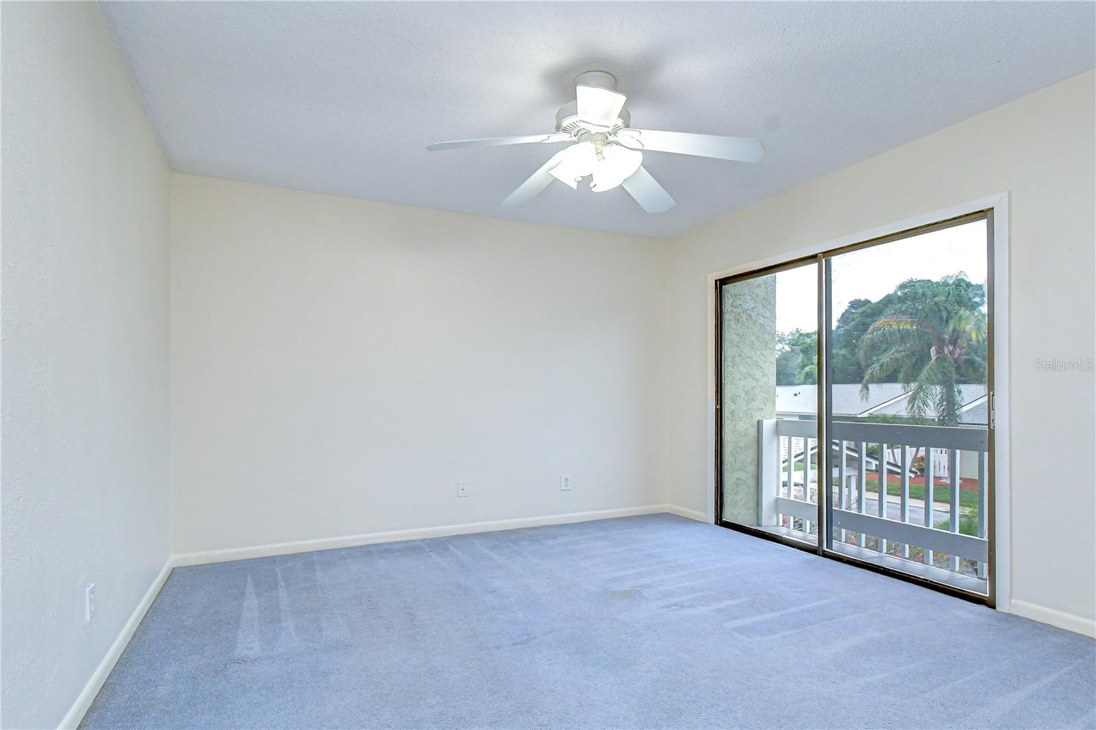 230 CYPRESS PL — photo 26