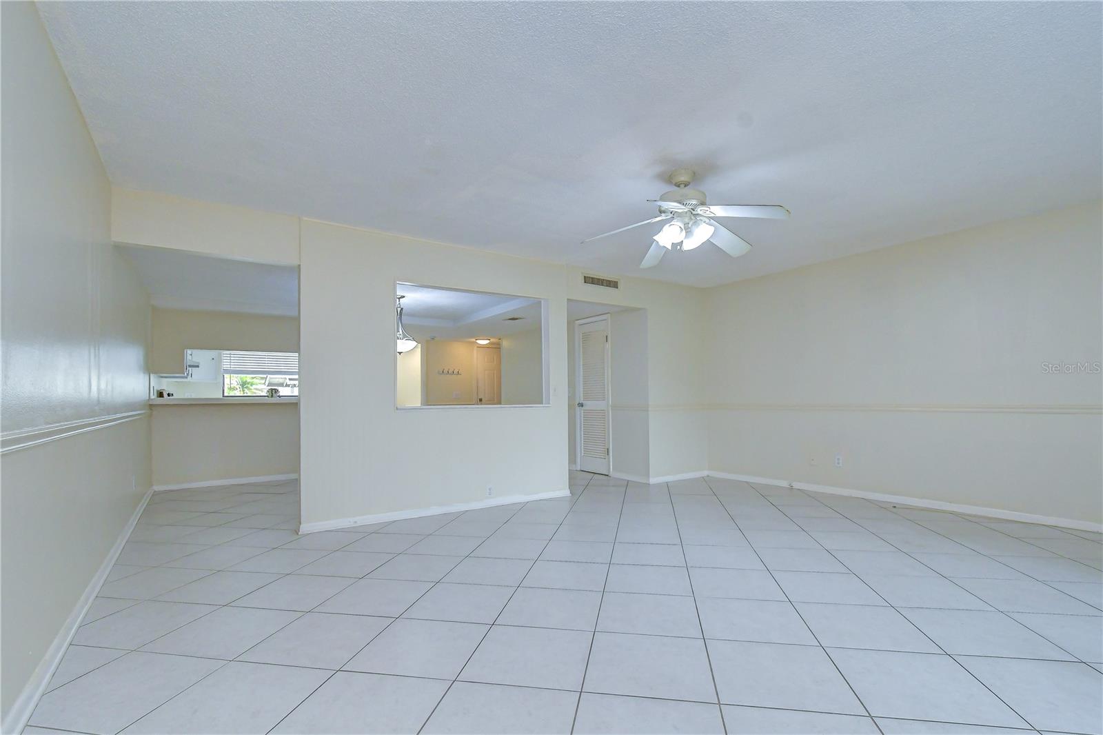 230 CYPRESS PL — photo 16