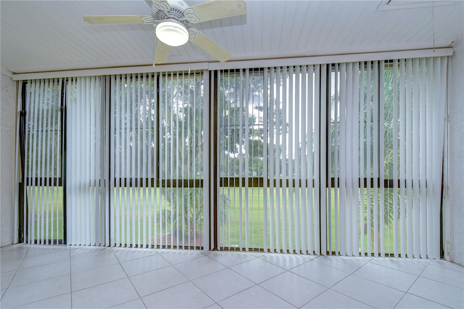 230 CYPRESS PL — photo 37