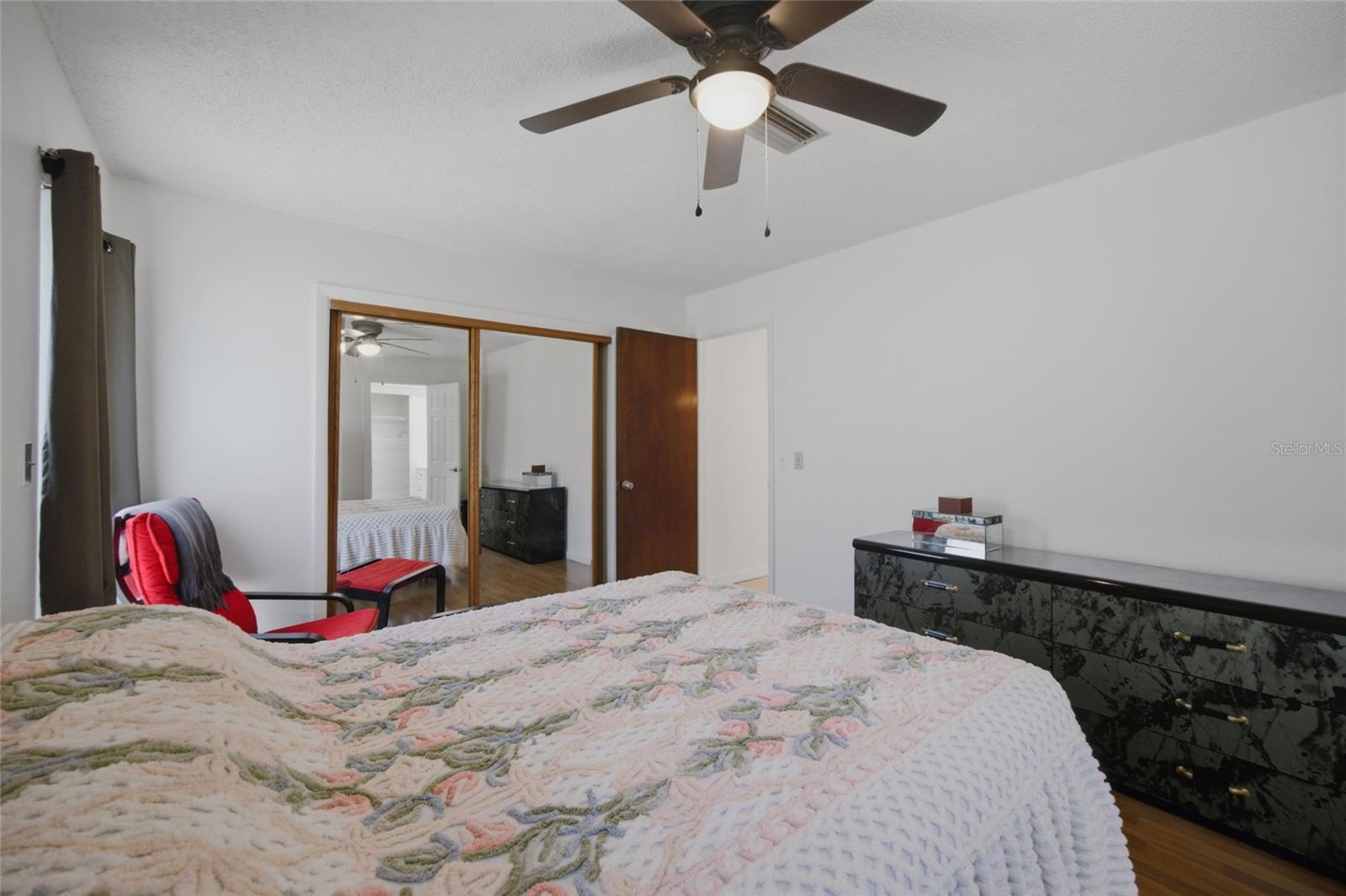 13510 CAPITOL DR — photo 16