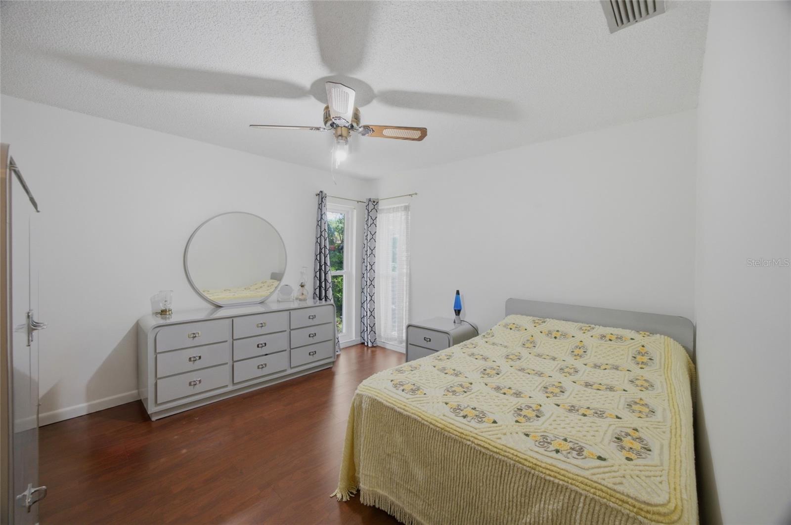 13510 CAPITOL DR — photo 19