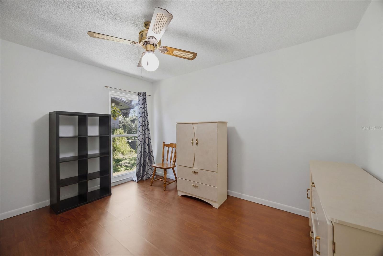 13510 CAPITOL DR — photo 17