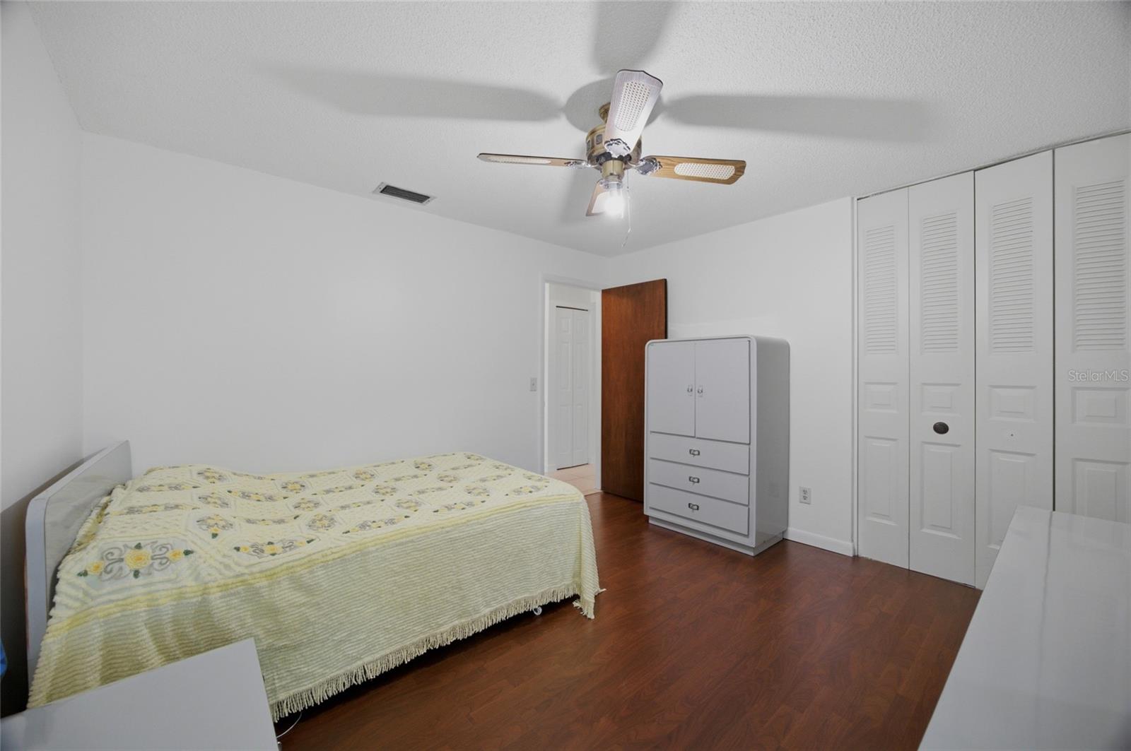 13510 CAPITOL DR — photo 20
