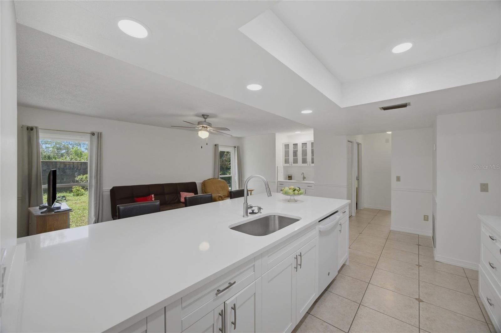13510 CAPITOL DR — photo 13