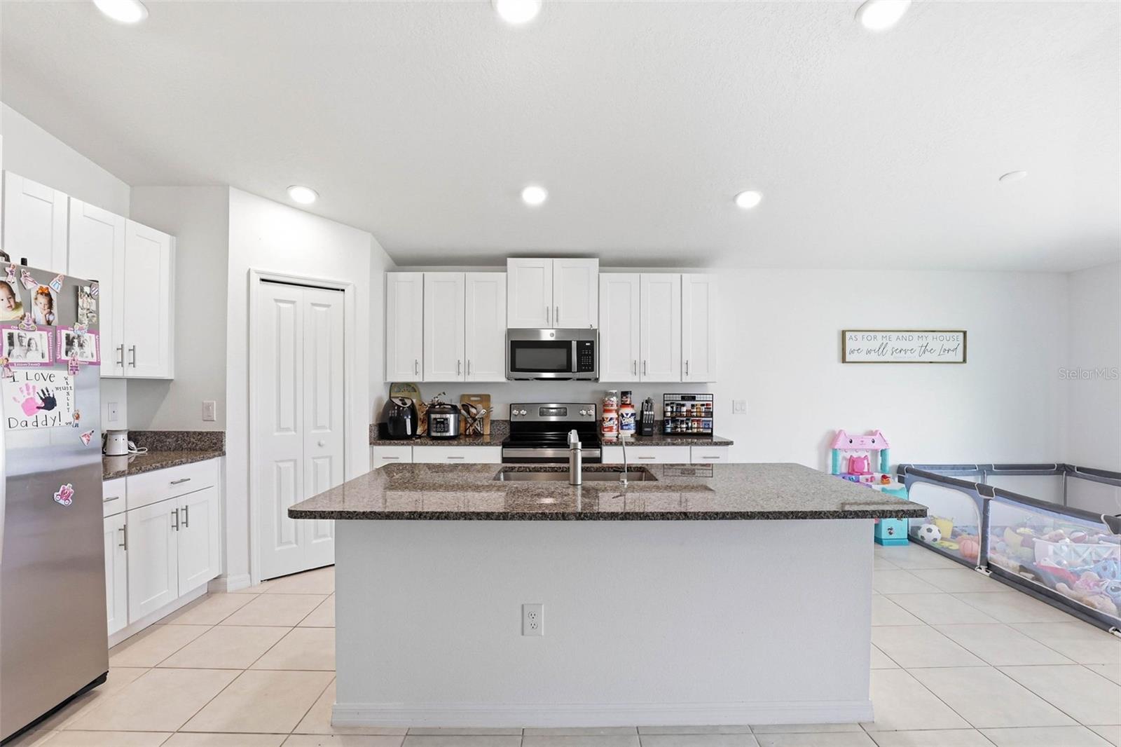 3607 NATURAL TRACE ST — photo 8