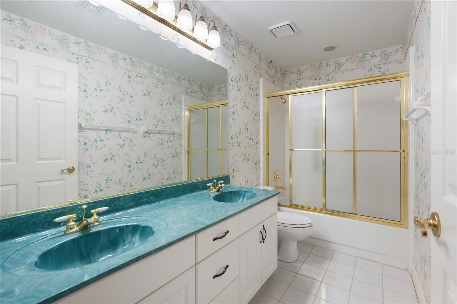 2122 PLATINUM DR — photo 30