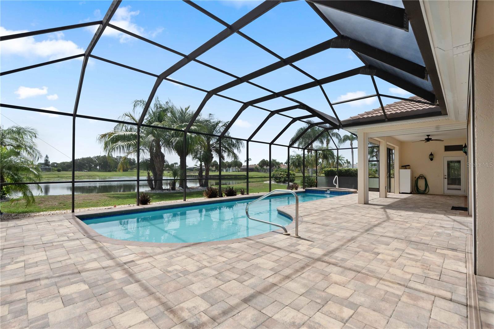 2122 PLATINUM DR — photo 36
