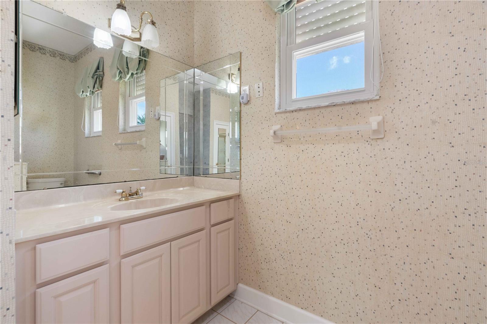2122 PLATINUM DR — photo 26