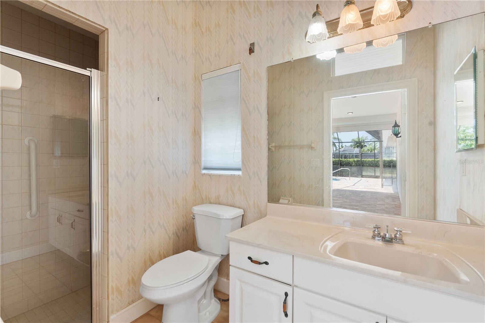 2122 PLATINUM DR — photo 31