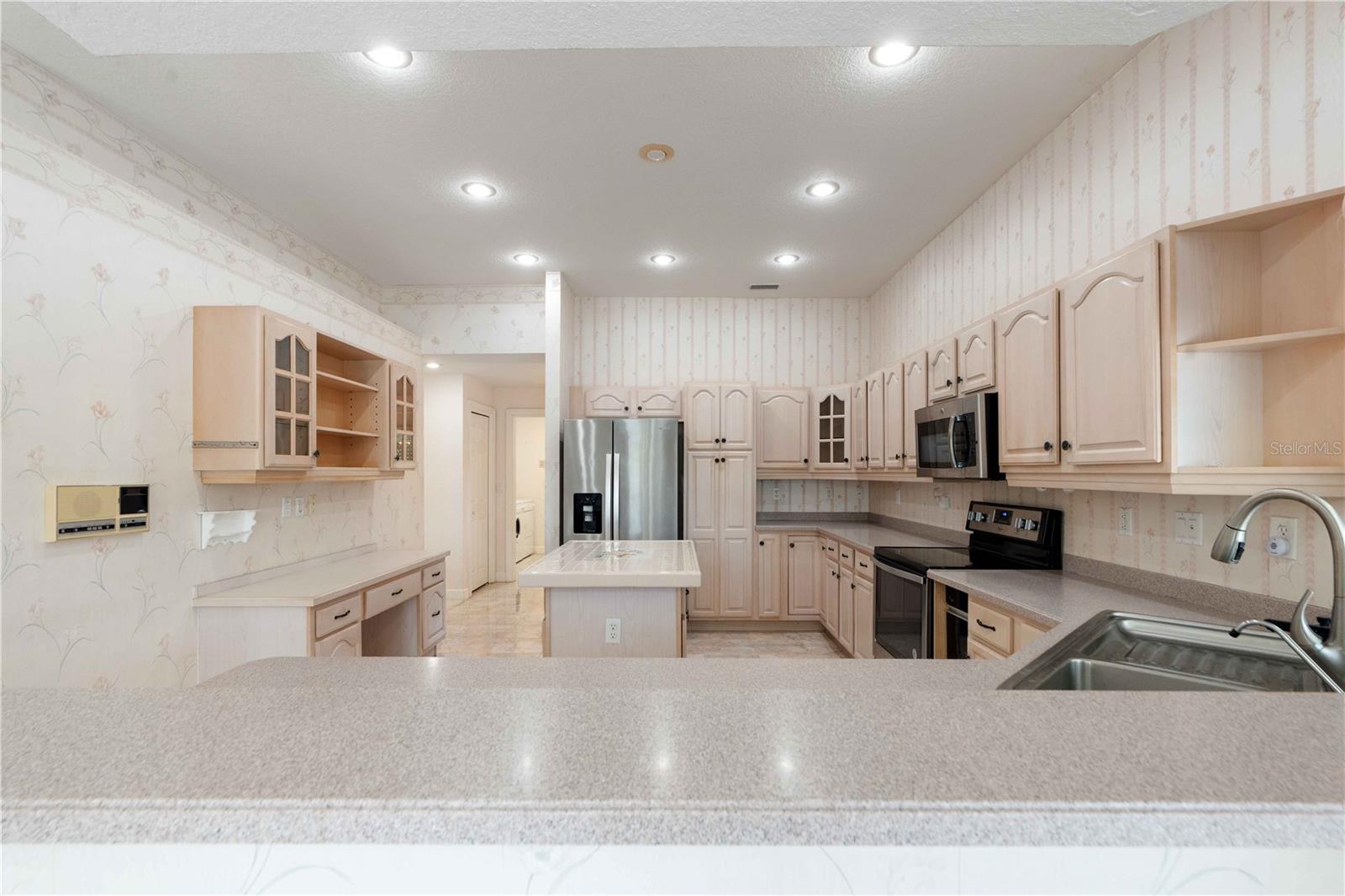 2122 PLATINUM DR — photo 14