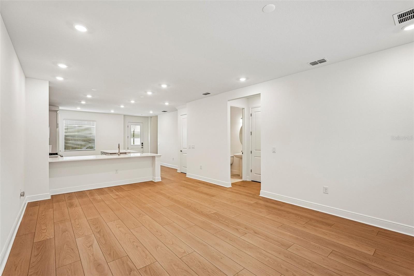 4426 SUNSET GARDEN ST — photo 11