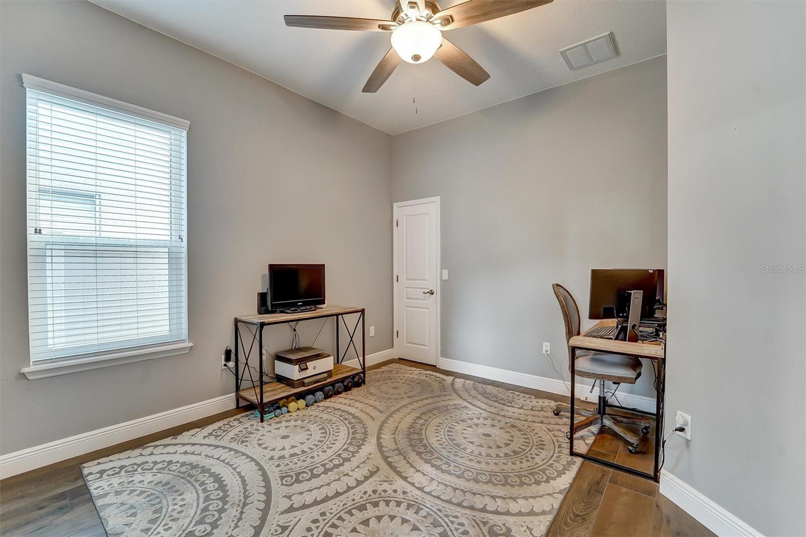7136 DERWENT GLEN CIR — photo 28