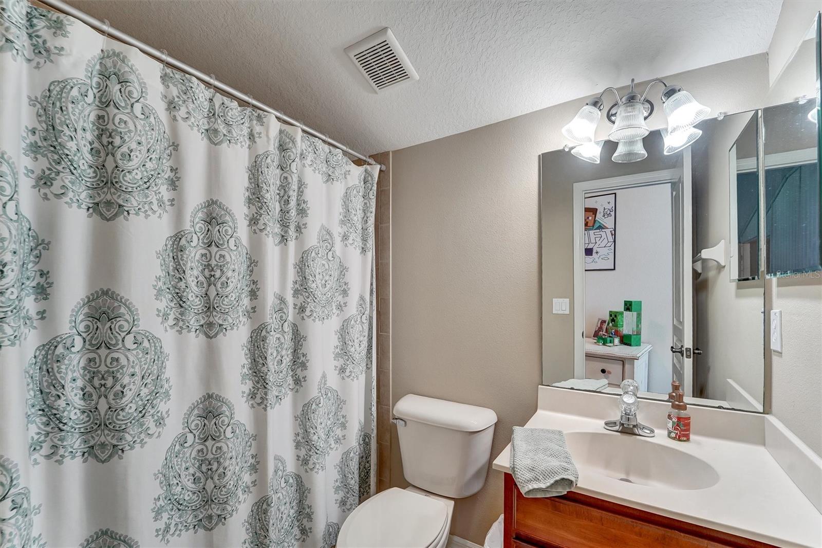 7136 DERWENT GLEN CIR — photo 37