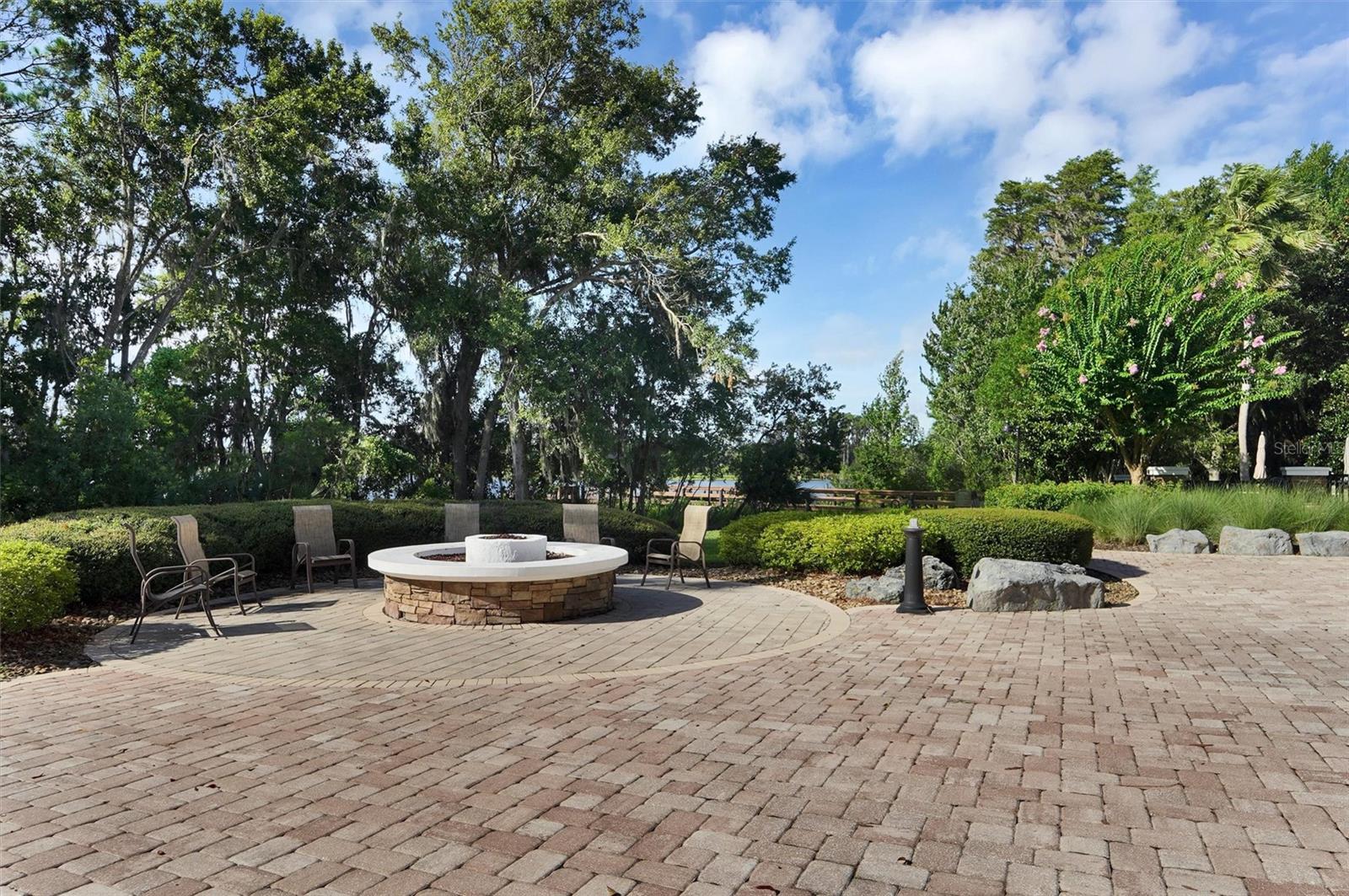 7136 DERWENT GLEN CIR — photo 54