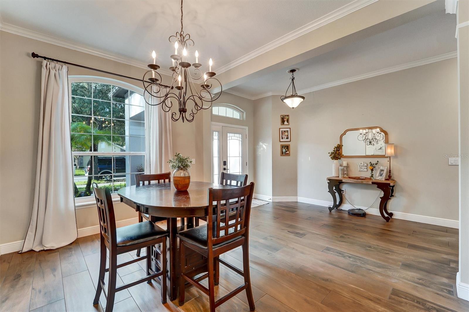 7136 DERWENT GLEN CIR — photo 5