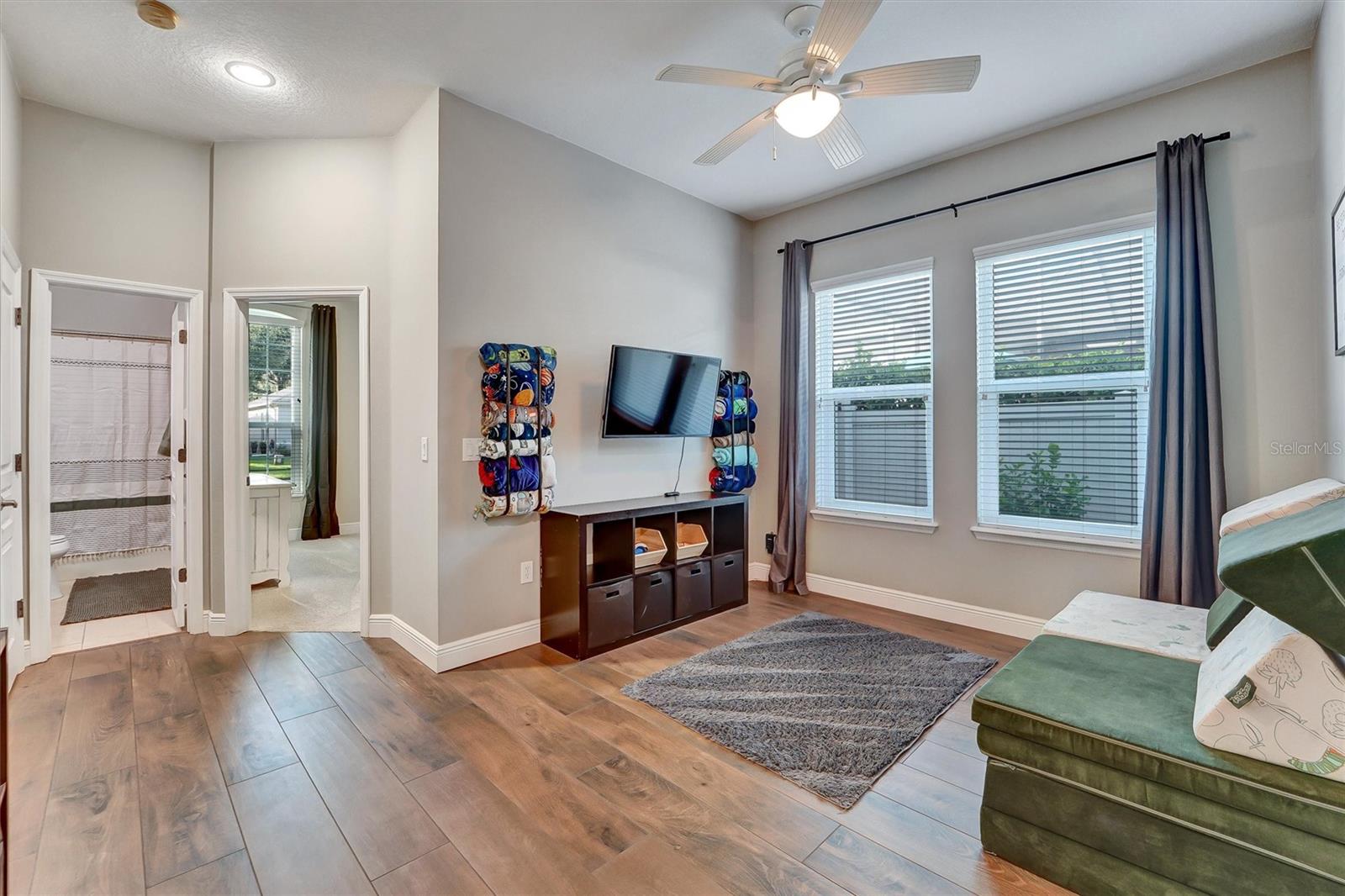 7136 DERWENT GLEN CIR — photo 21