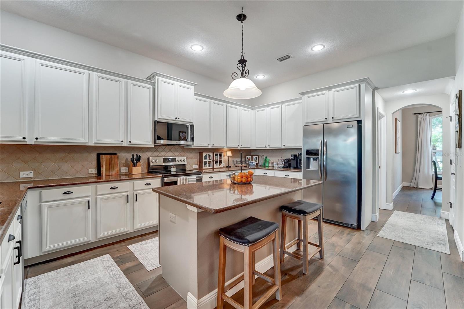 7136 DERWENT GLEN CIR — photo 8