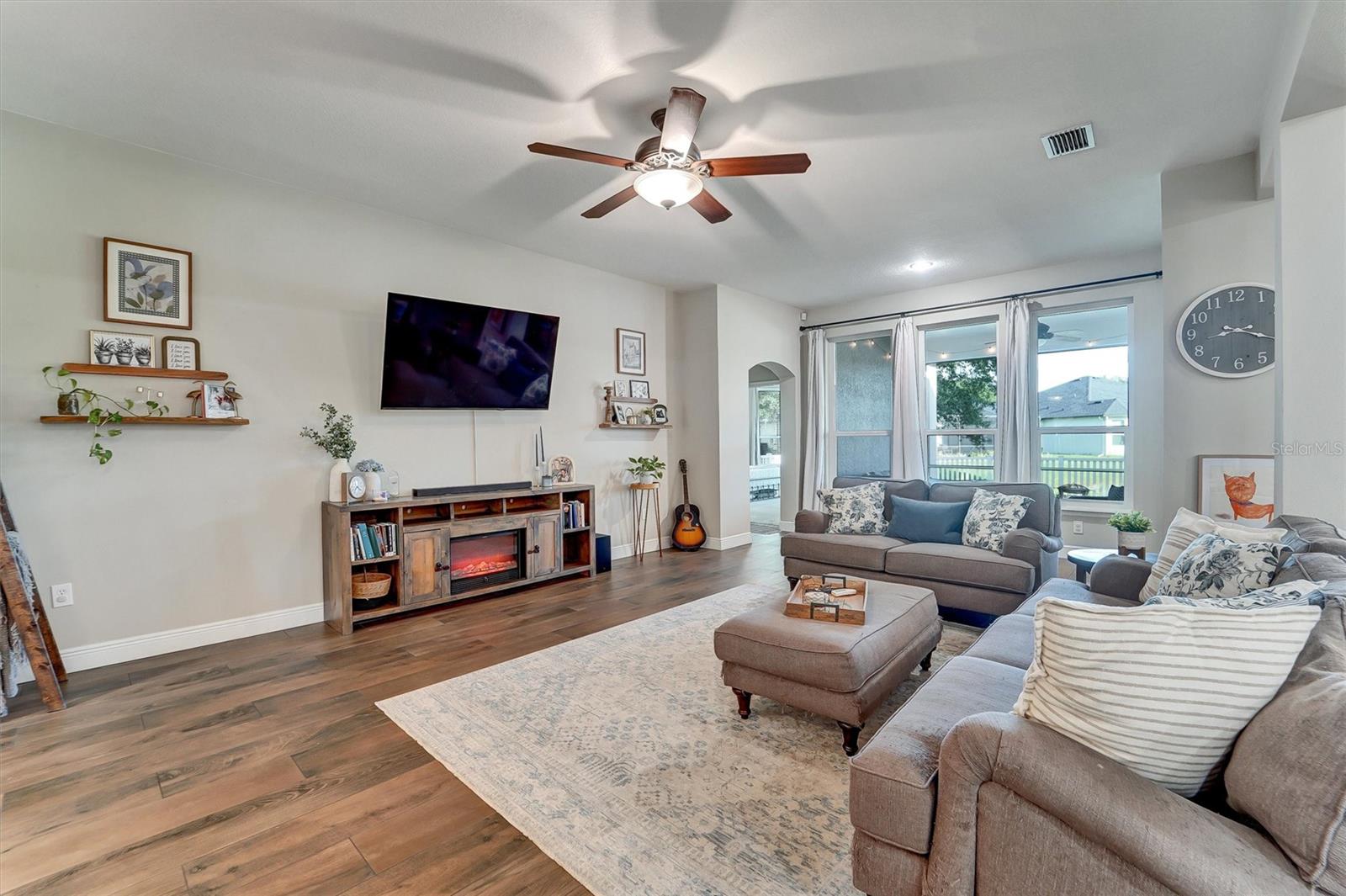 7136 DERWENT GLEN CIR — photo 14