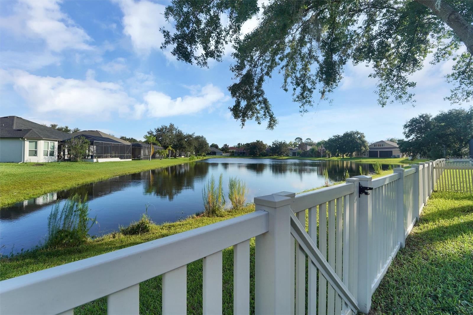 7136 DERWENT GLEN CIR — photo 43
