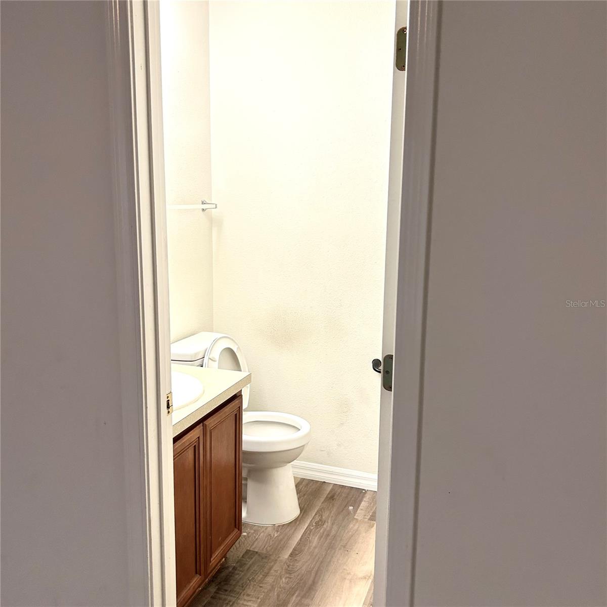 2568 HIDDEN COVE LN — photo 6