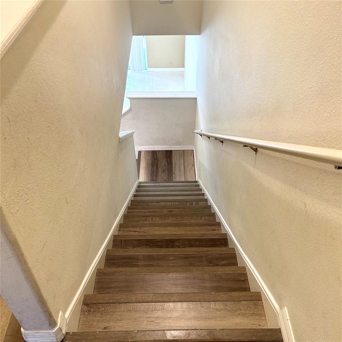 2568 HIDDEN COVE LN — photo 27