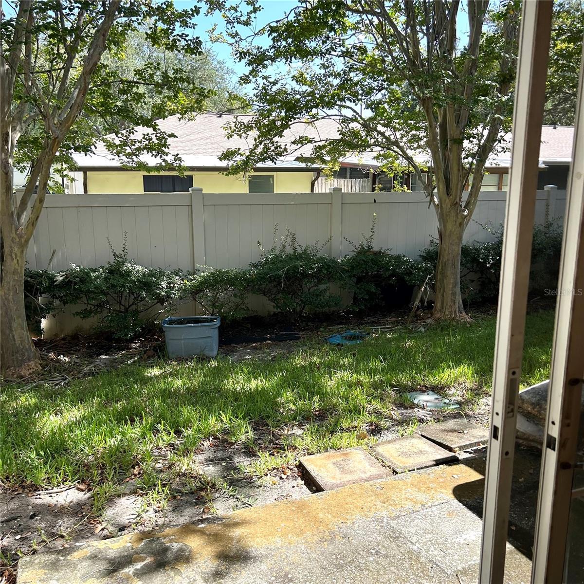 2568 HIDDEN COVE LN — photo 31