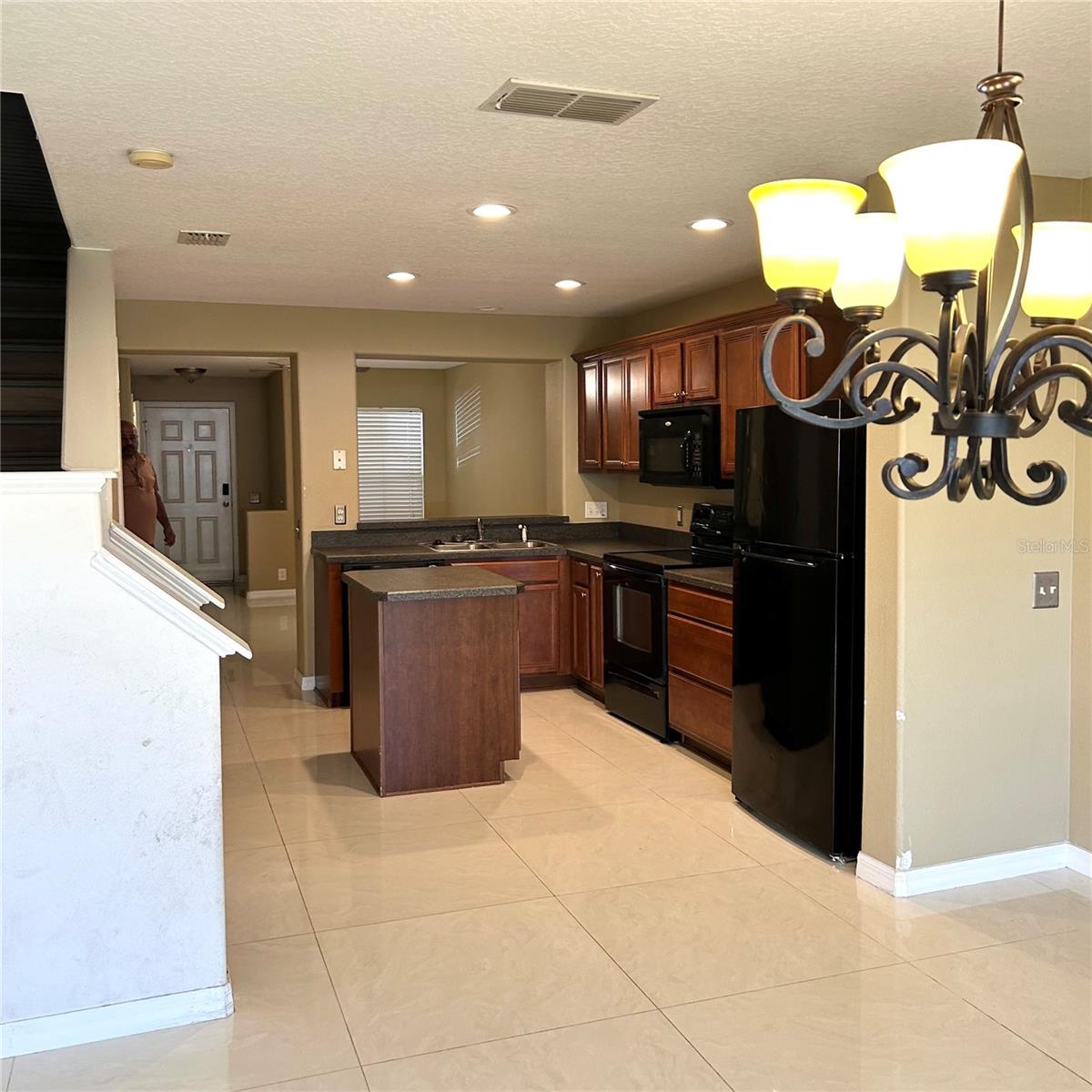 2568 HIDDEN COVE LN — photo 9