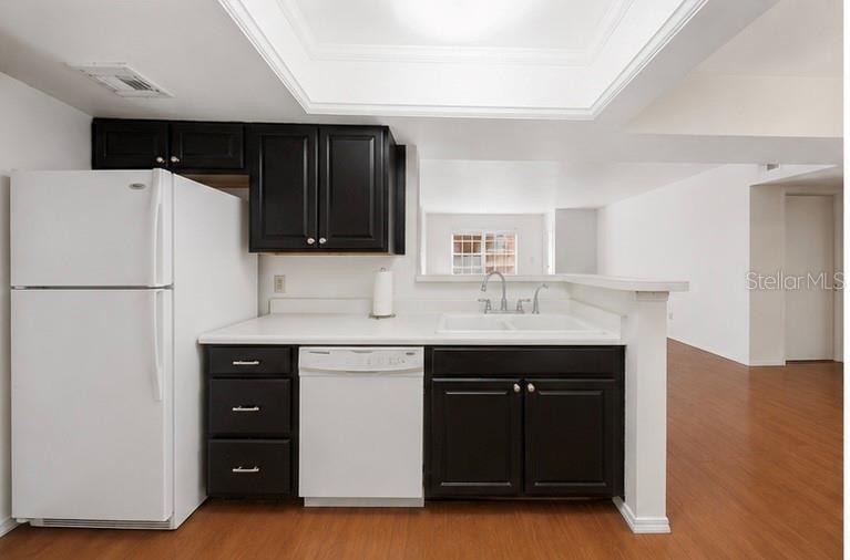 10200 GANDY BLVD N #714 — photo 5