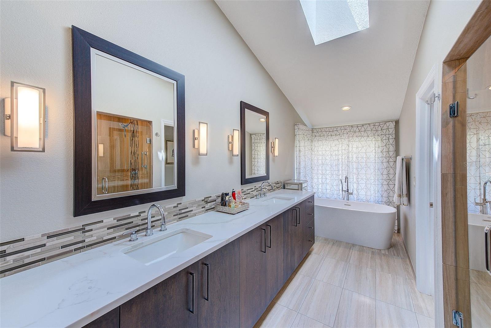 208 CLAYS TRL #208 — photo 27