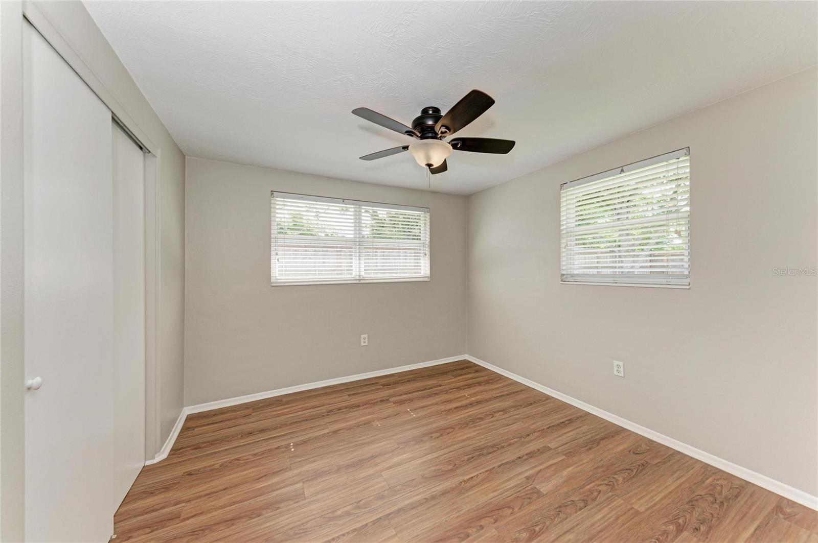 3138 WILLIAMSBURG ST — photo 24