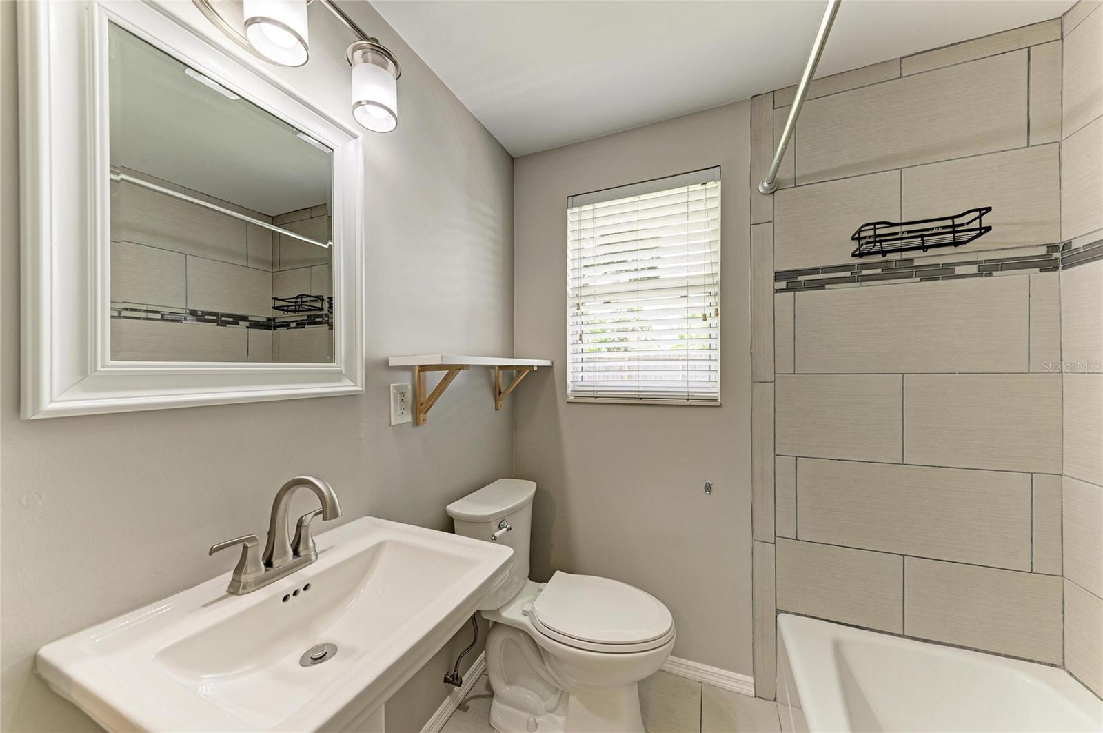 3138 WILLIAMSBURG ST — photo 27