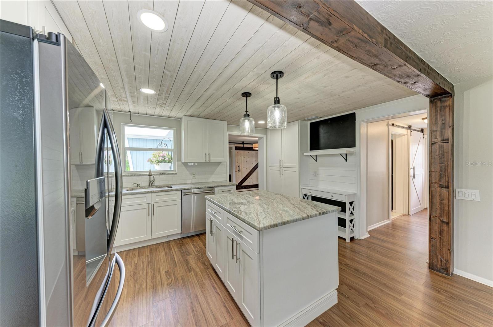 3138 WILLIAMSBURG ST — photo 15