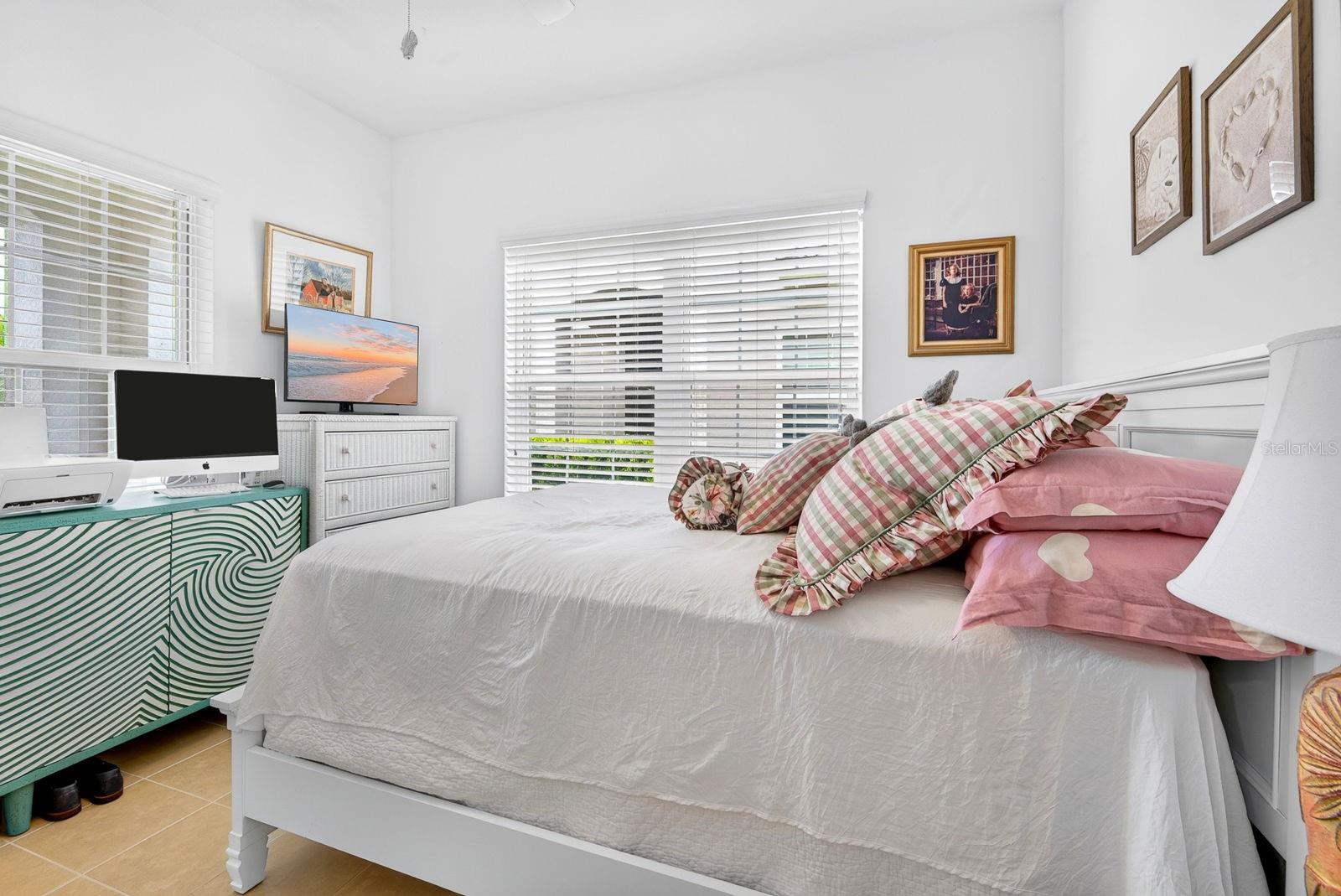 1418 CALLE GRAND ST — photo 44