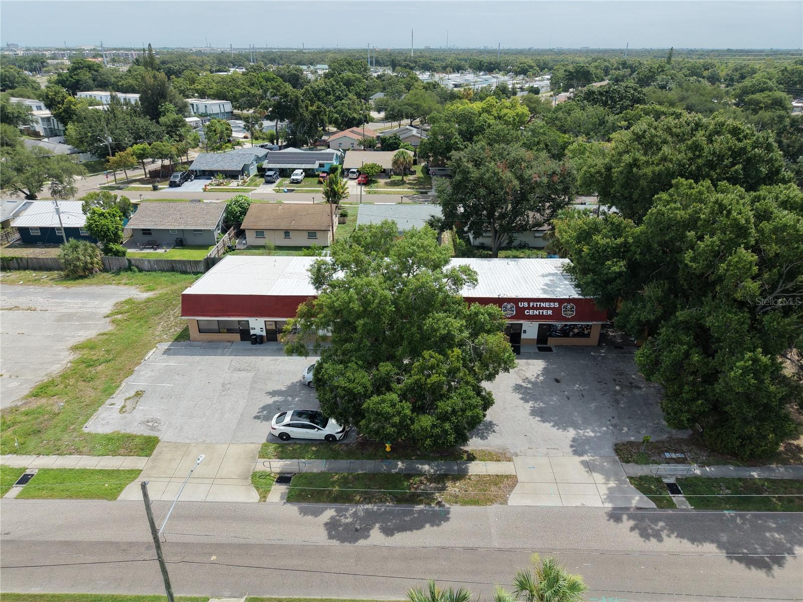 3563 CYPRESS TER N — photo 12