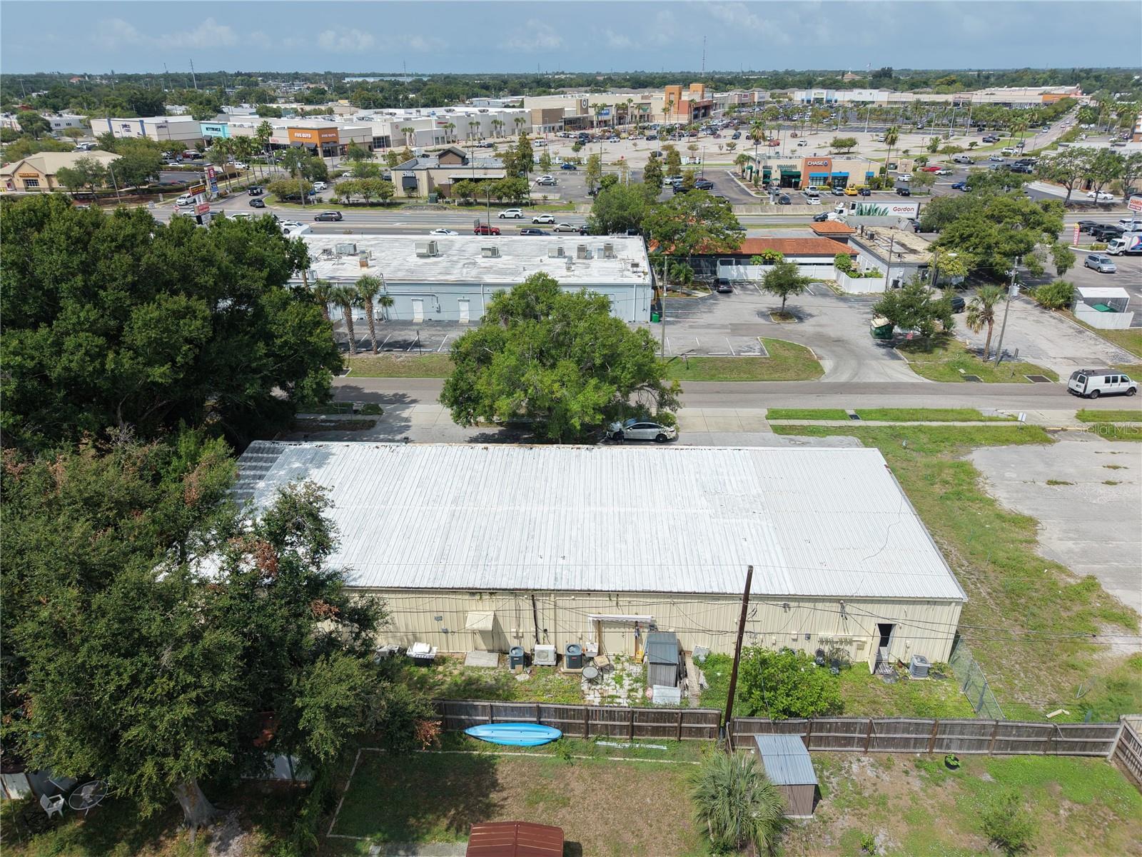 3563 CYPRESS TER N — photo 11
