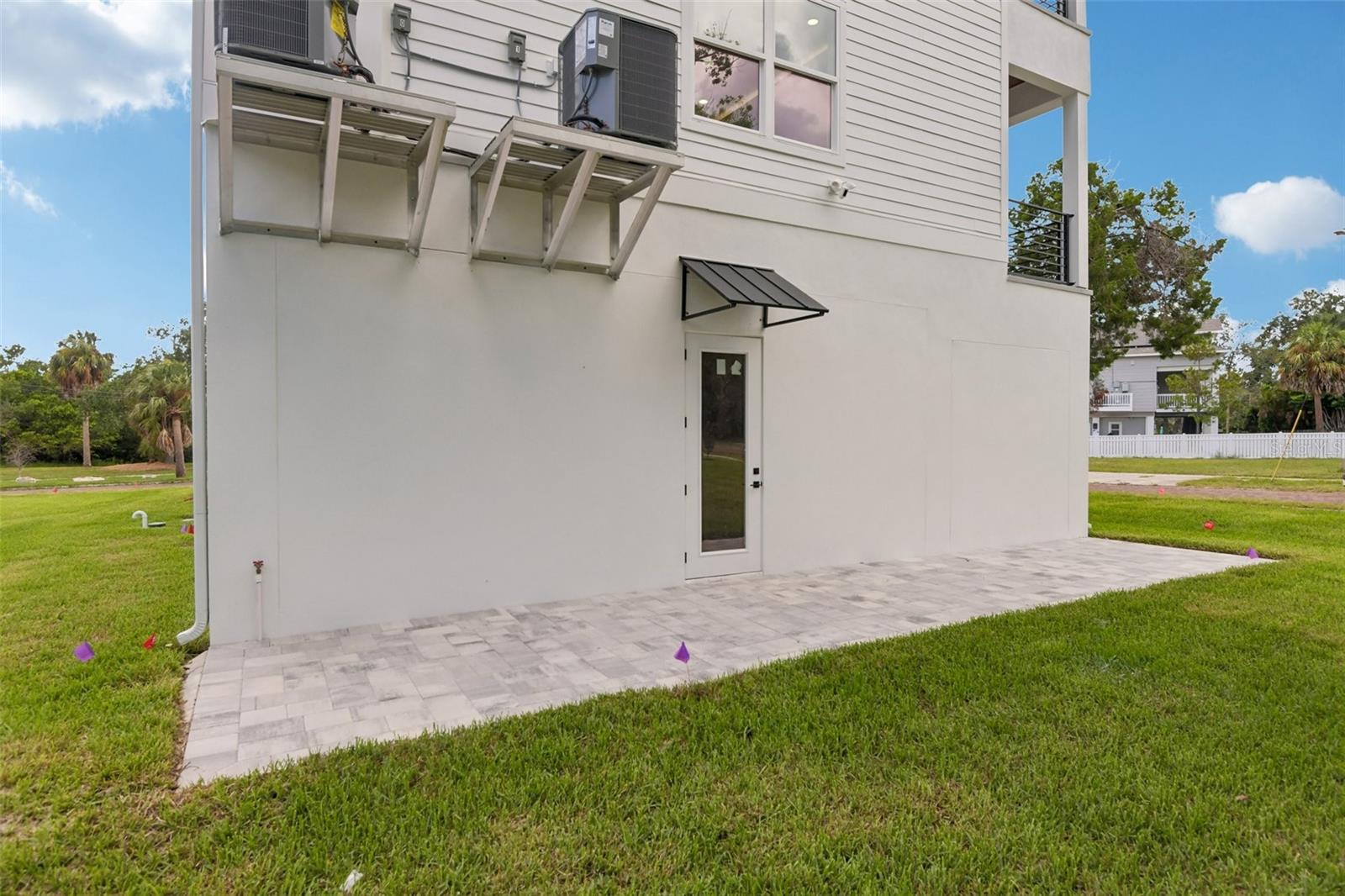 96 SHORE DR — photo 68